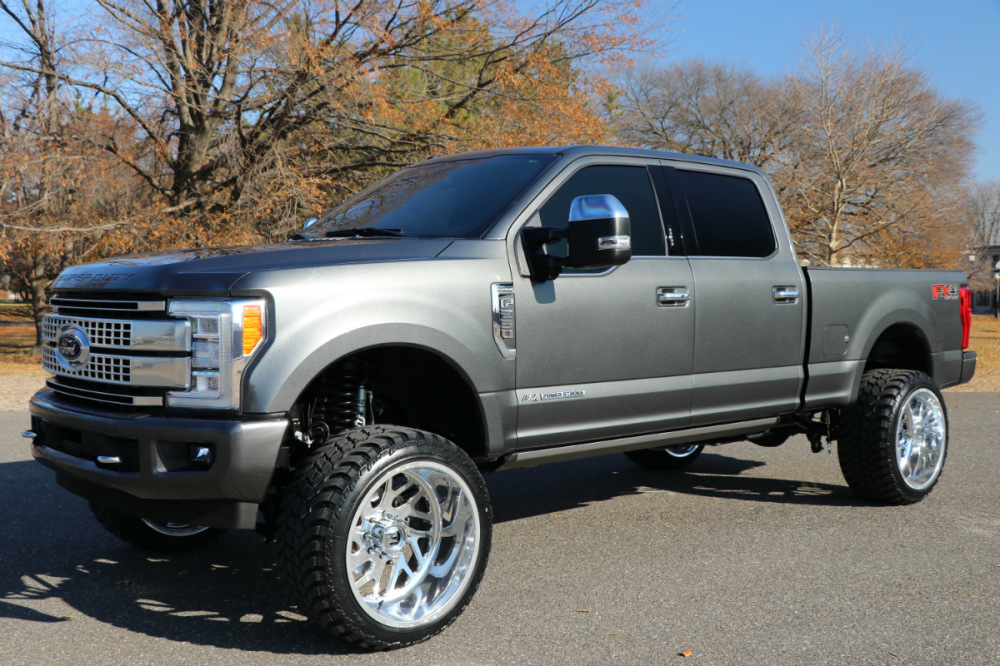 2017 Ford F 250 Platinum Only 7k Miles 24s On 35s Brand New Lifted