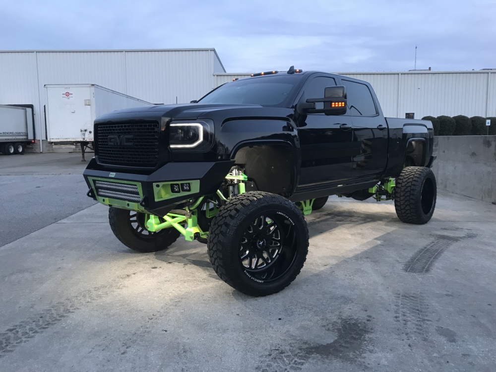 GMC Sierra Denali 2500 HD SEMA Build - Find Diesel Trucks - Diesel Sellerz